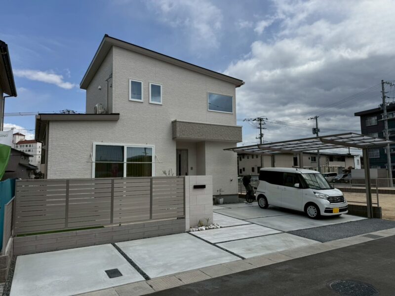 建築と外構が融合するファサードデザイン